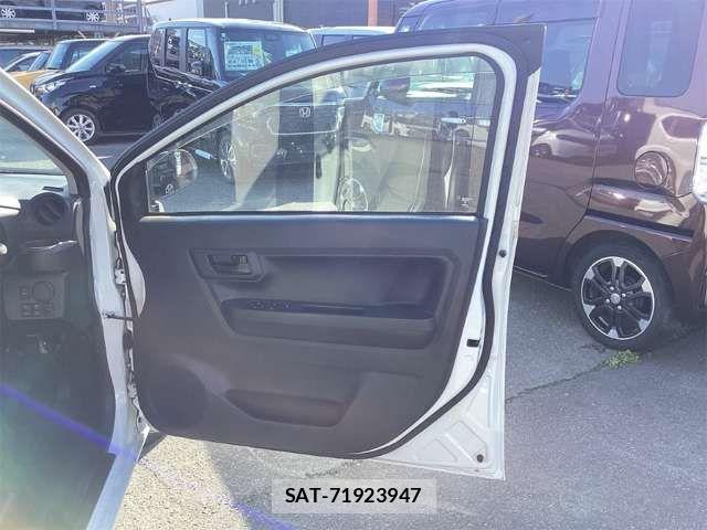 Daihatsu MIRA ES 2017-08 6995792-17