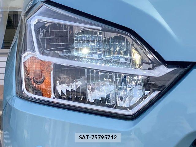 Daihatsu MIRA ES 2017-07 7221947-11