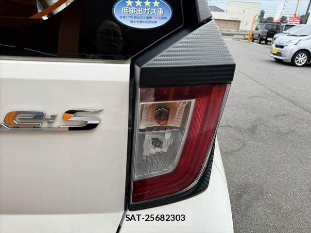 Daihatsu MIRA ES 2017-11 7272360-23