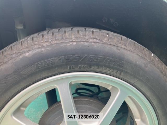 Daihatsu MIRA ES 2013-08 7358801-3