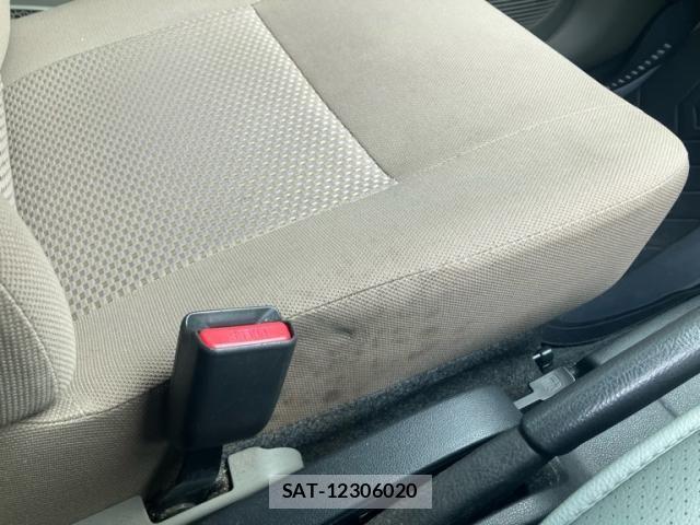 Daihatsu MIRA ES 2013-08 7358801-7