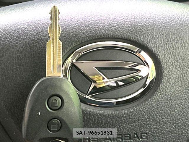 Daihatsu MIRA ES 2023-04 7392898-6