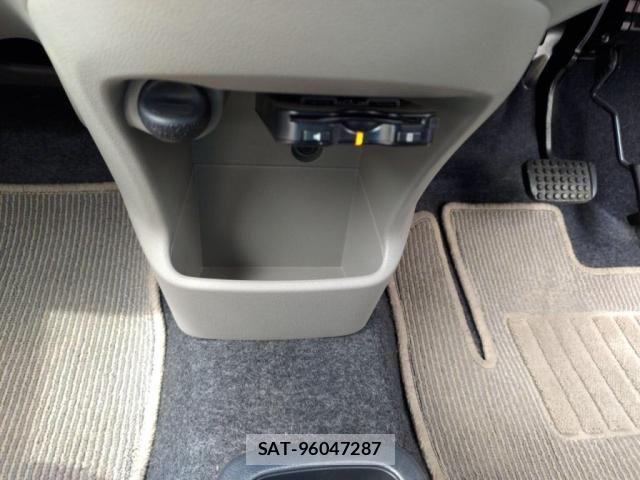 Daihatsu MIRA ES 2015-06 7455890-18