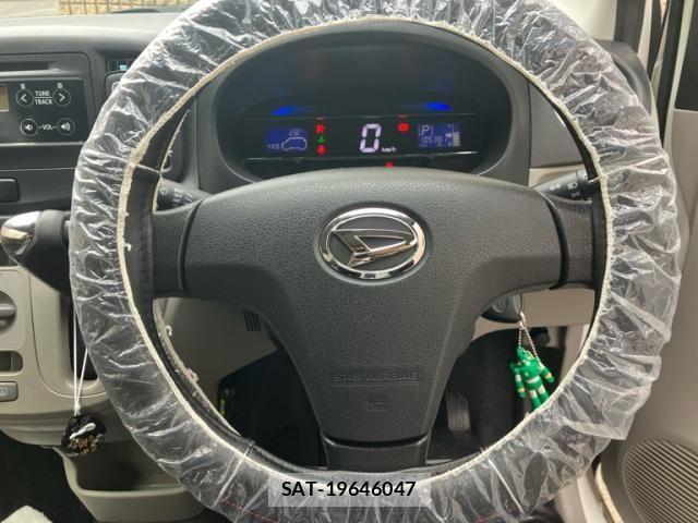 Daihatsu MIRA ES 2014-10 7455897-17