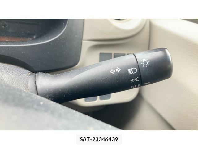 Daihatsu MIRA ES 2012-03 7562451-5