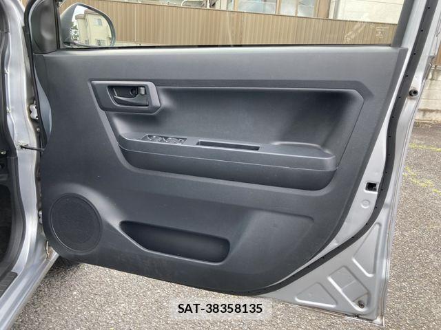 Daihatsu MIRA ES 2019-04 7725884-19