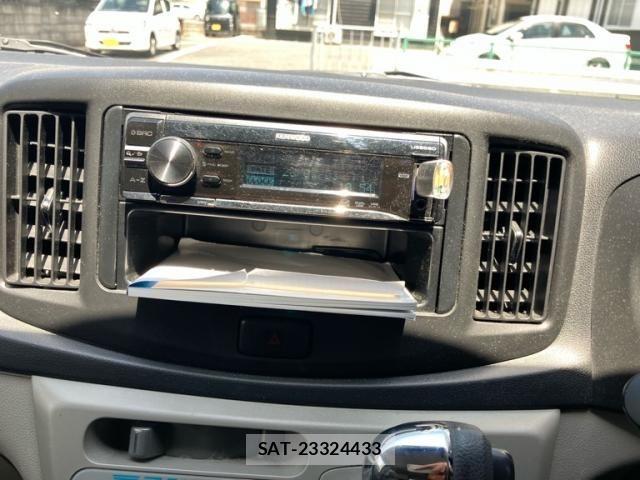 Daihatsu MIRA ES 2014-09 7877895-17