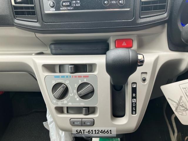 Daihatsu MIRA ES 2017-10 7962658-17