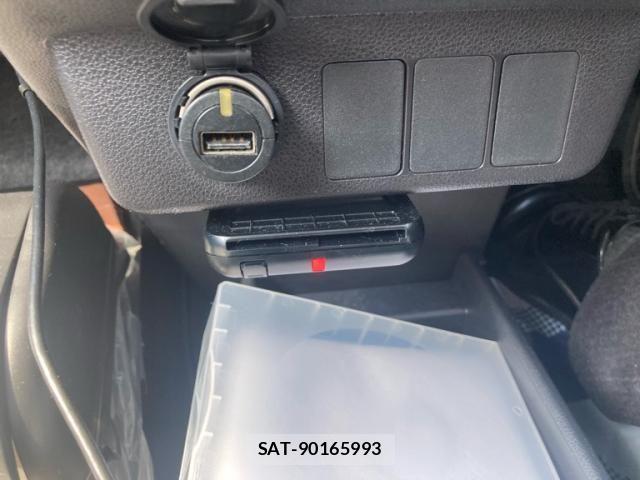Daihatsu MIRA ES 2025-05 8036821-21