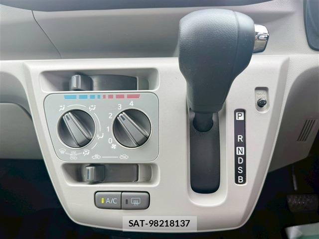 Daihatsu MIRA ES 2017-08 8036842-7