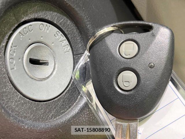 Daihatsu MIRA ES 2013-08 8100510-4