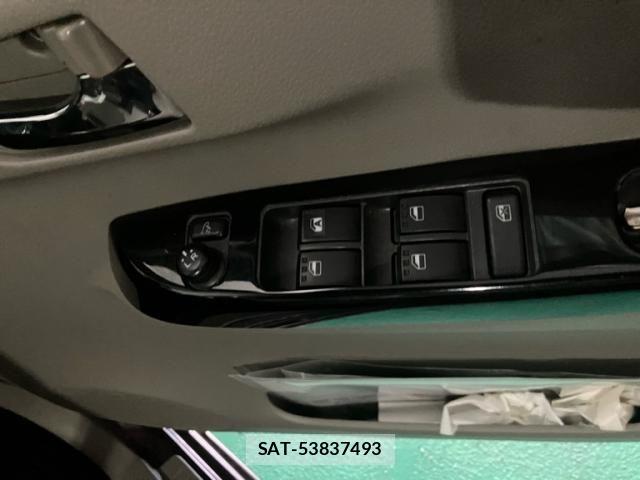 Daihatsu MIRA ES 2013-11 8100511-6