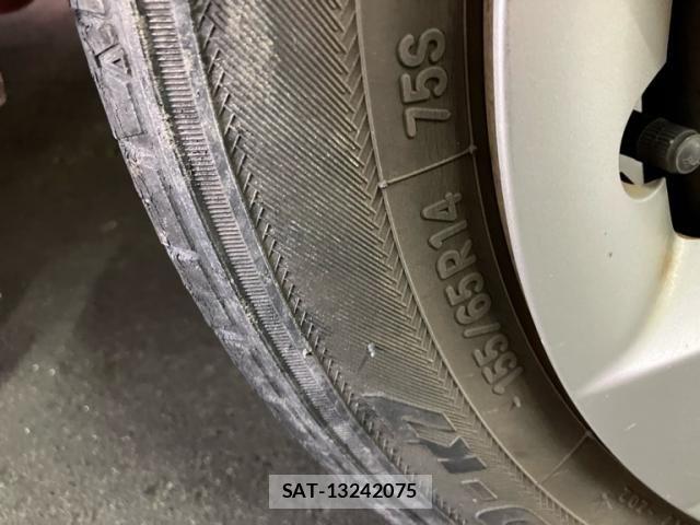 Daihatsu MIRA ES 2014-05 8208792-8