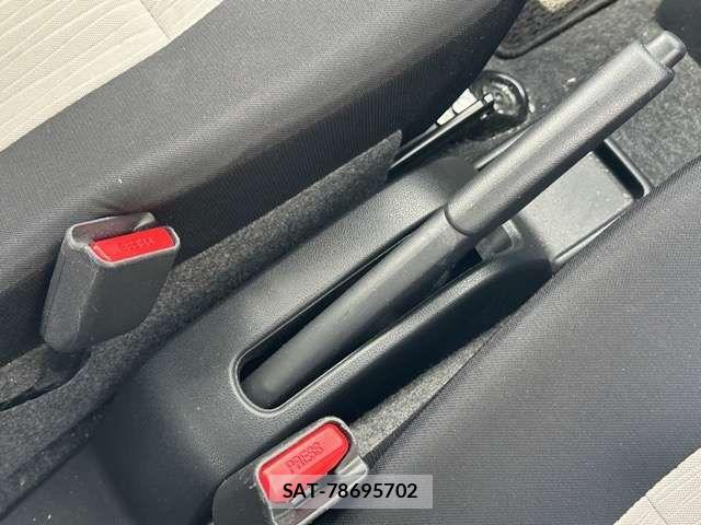 Daihatsu MIRA ES 2021-04 8208773-19