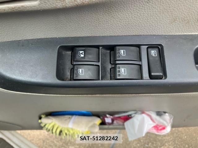 Daihatsu MIRA ES 2011-10 8315540-11