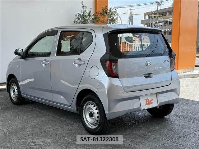 Daihatsu MIRA ES 2017-07 8315526-12