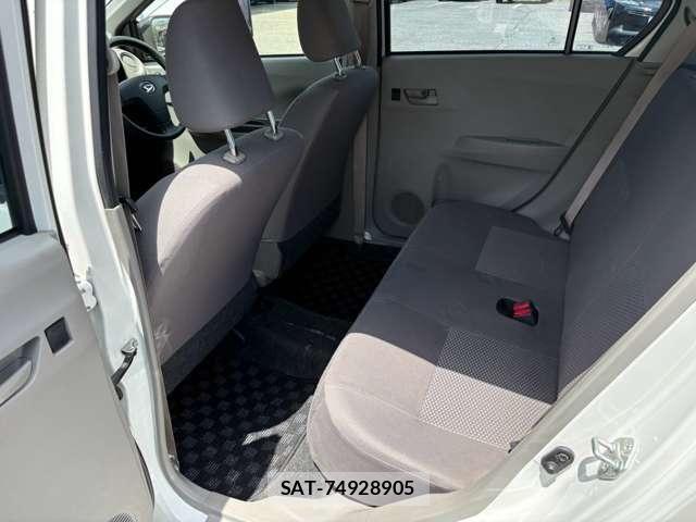 Daihatsu MIRA ES 2014-02 8355007-16