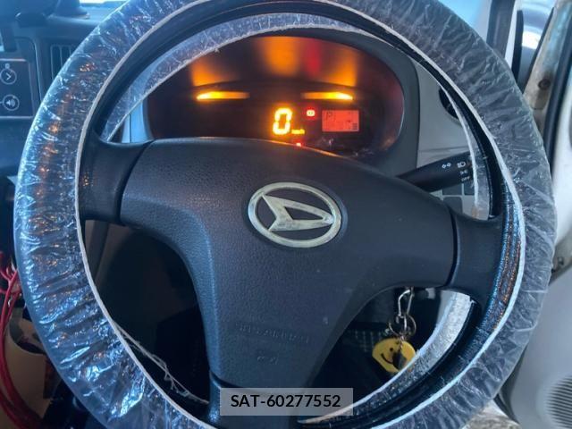 Daihatsu MIRA ES 2014-05 8367118-16