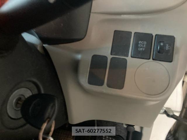 Daihatsu MIRA ES 2014-05 8367118-19