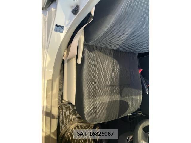 Daihatsu MIRA ES 2016-12 8367119-11