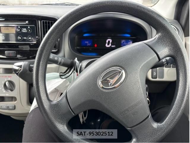 Daihatsu MIRA ES 2015-09 8367121-8