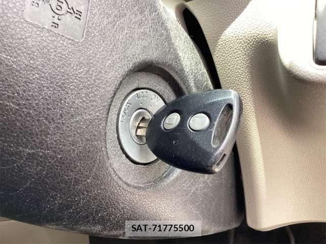 Daihatsu MIRA ES 2015-08 8367113-18
