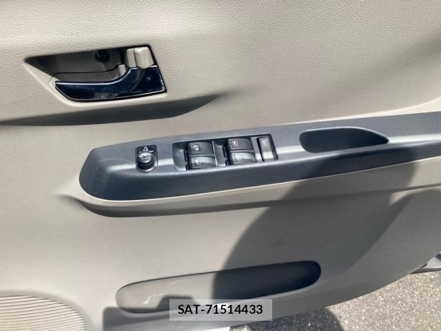 Daihatsu MIRA ES 2014-12 8371878-9