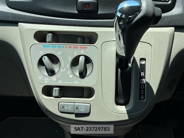 Daihatsu MIRA ES 2016-03 8413677-10