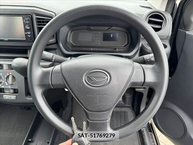 Daihatsu MIRA ES 2022-08 8413672-6