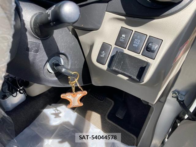 Daihatsu MIRA ES 2016-01 8413684-15
