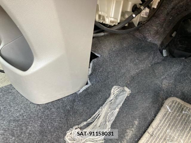 Daihatsu MIRA ES 2012-06 8562741-23