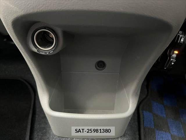 Daihatsu MIRA ES 2013-02 8562739-4