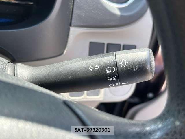 Daihatsu MIRA ES 2013-05 8627782-7