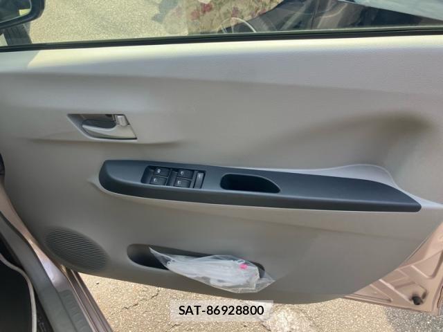 Daihatsu MIRA ES 2015-02 8660325-6