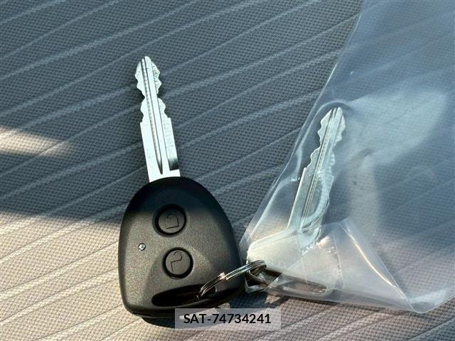 Daihatsu MIRA ES 2026-02 8660296-26