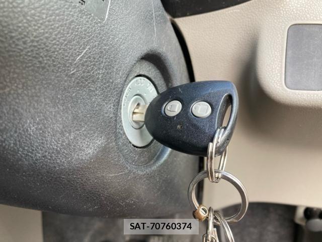 Daihatsu MIRA ES 2011-12 8660335-13
