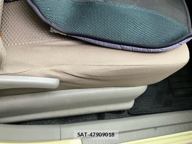 Daihatsu MIRA ES 2012-08 8660328-12
