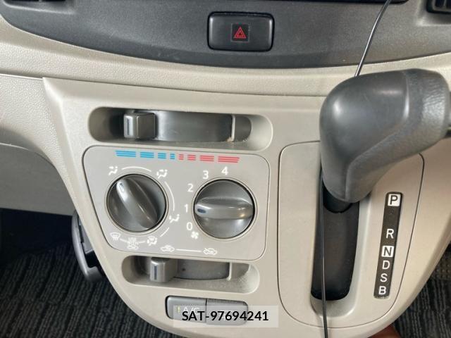 Daihatsu MIRA ES 2014-02 8660326-9