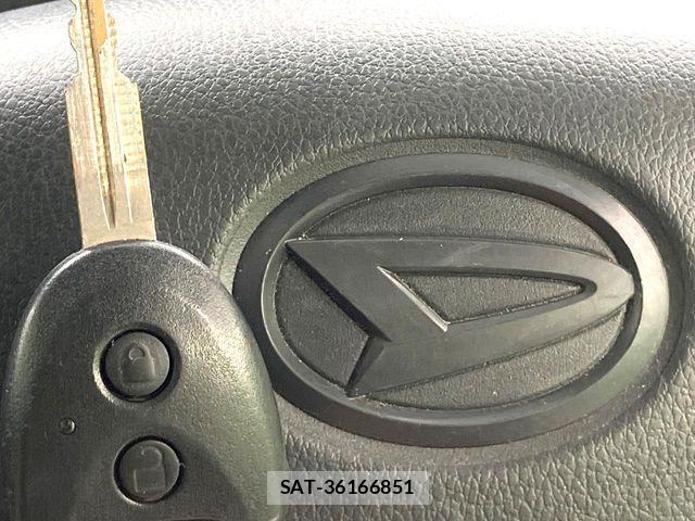 Daihatsu MIRA ES 2018-03 8796706-6