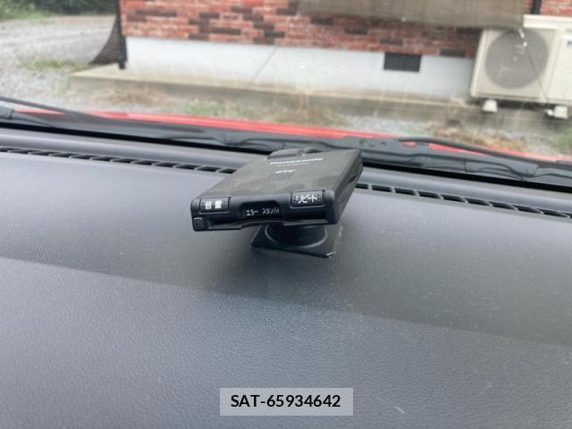 Daihatsu MIRA ES 2014-05 8830443-24