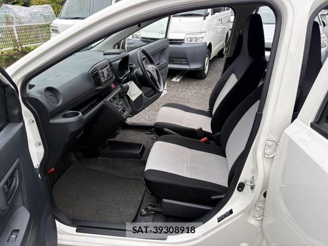 Daihatsu MIRA ES 2018-05 8830431-16