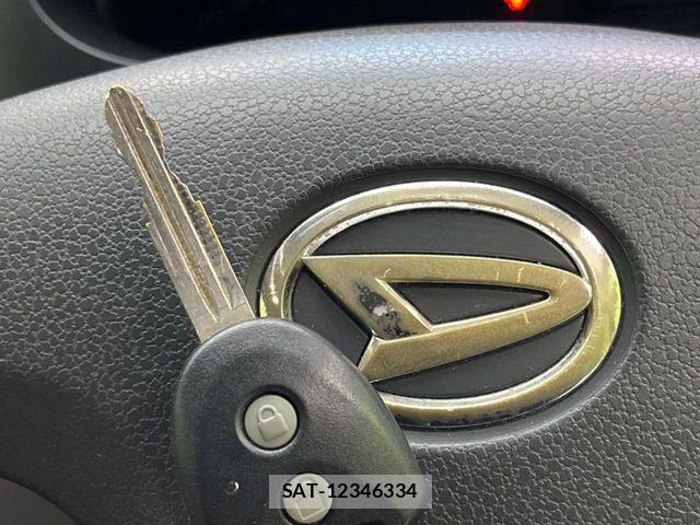 Daihatsu MIRA ES 2013-09 8880864-6