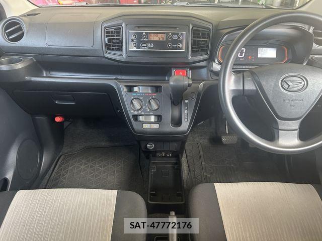 Daihatsu MIRA ES 2017-08 8880867-1