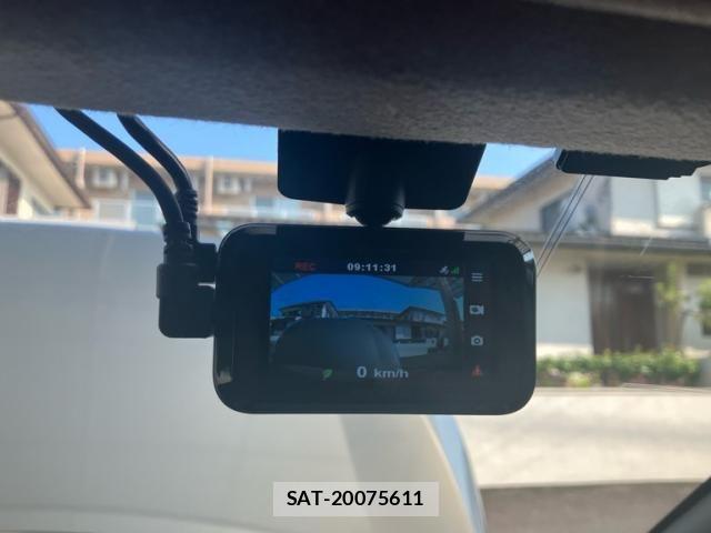 Daihatsu MIRA ES 2019-04 8883945-26