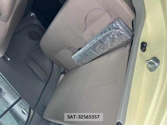 Daihatsu MIRA ES 2011-09 8883956-12