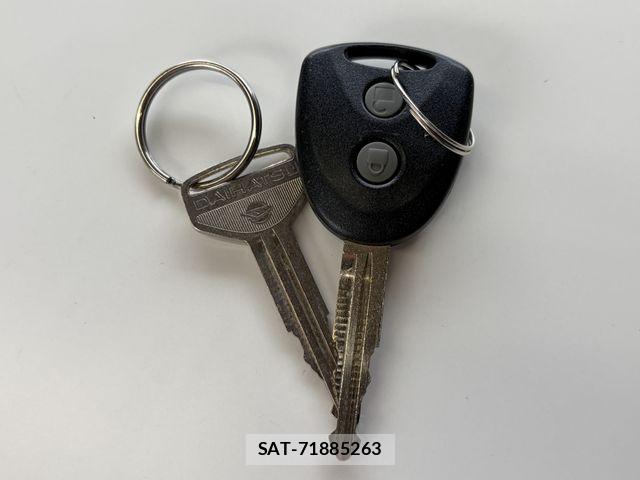 Daihatsu MIRA ES 2013-09 7392915-17