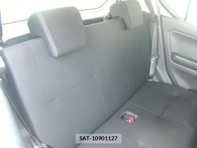 Daihatsu MIRA ES 2017-08 7618237-8