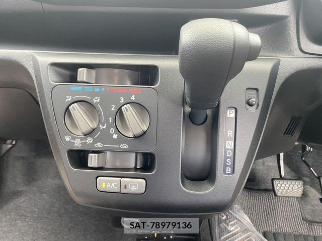 Daihatsu MIRA ES 2017-06 7618240-7