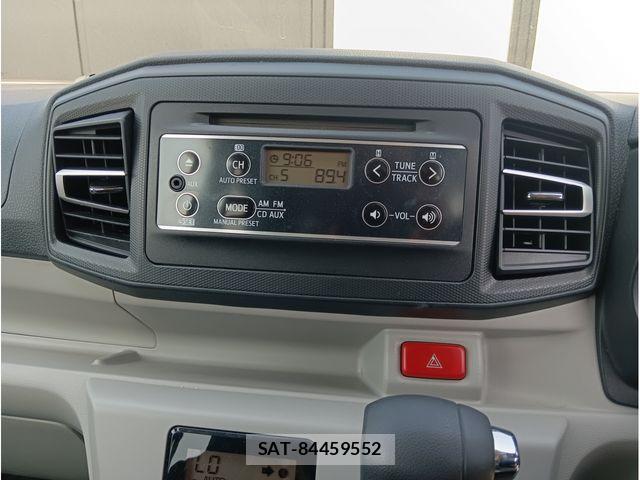 Daihatsu MIRA ES 2017-07 8208799-13
