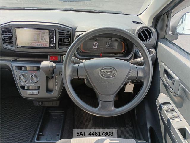 Daihatsu MIRA ES 2017-08 8208796-7